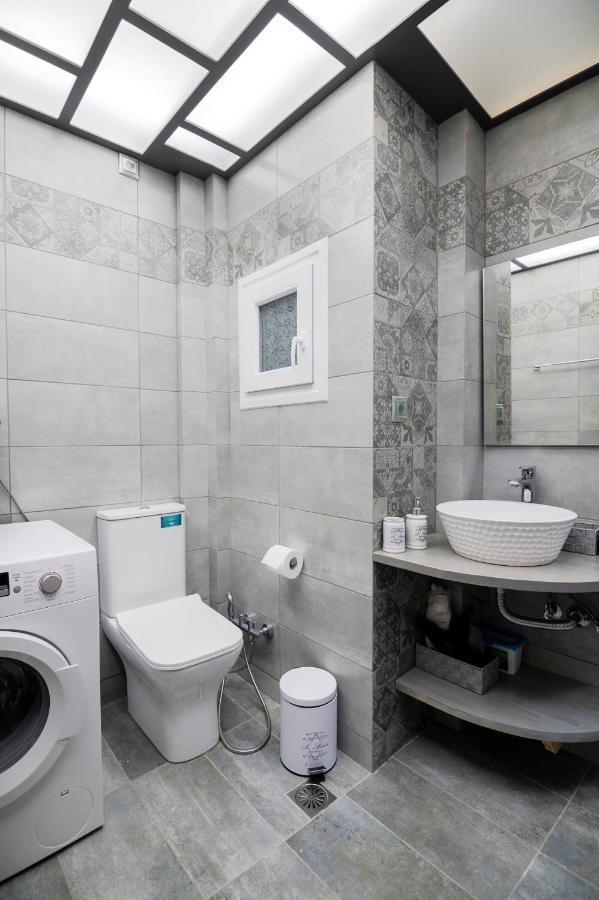 The "Maze" By Ck&G Apartment Athena Bagian luar foto